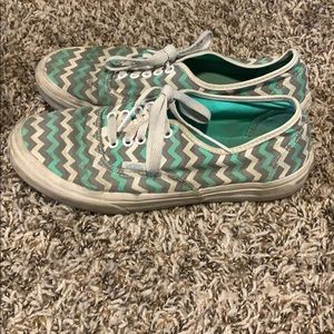 Size 7.5 Chevron Turquoise Vans